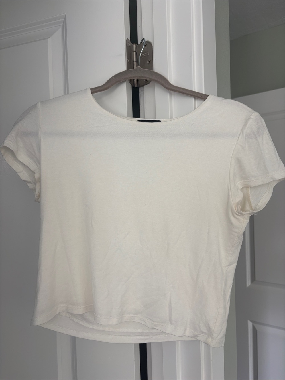 Women's Short Sleeve Crewneck Crop Top - White